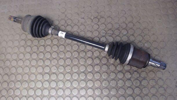 Foto: ANTRIEBSWELLE LINKS eines Opel Corsa 1.2 16V (ecoFLEX) Easytronic