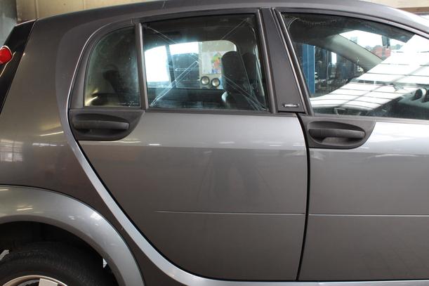 Foto: TÜR HINTEN RECHTS eines Smart smart forfour