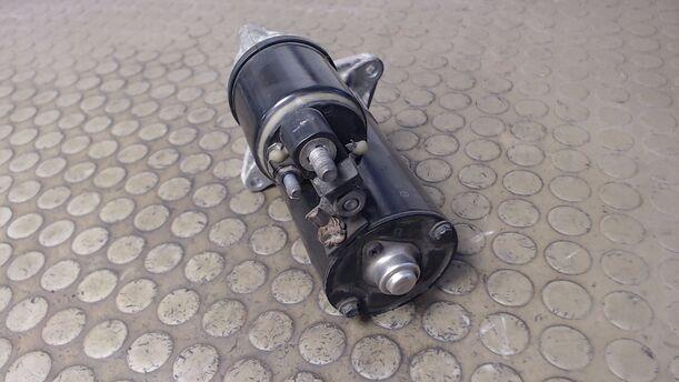 Foto: ANLASSER / STARTER  BOSCH eines Opel Corsa 1.0 12V