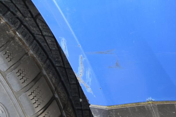 Foto: STOSSFÄNGER / STOSSSTANGE HINTEN eines VW Golf 1.4
