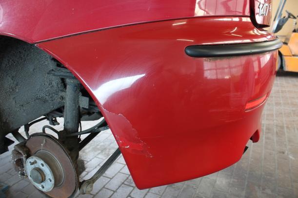 Foto: STOSSFÄNGER / STOSSSTANGE HINTEN eines Alfa Romeo 147 1.6 Twin Spark