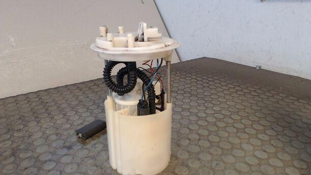 Foto: KRAFTSTOFFPUMPE eines Alfa Romeo 147 1.6 Twin Spark