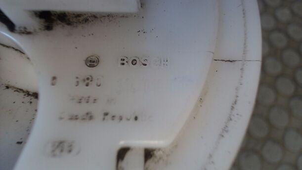 Foto: KRAFTSTOFFPUMPE eines Alfa Romeo 147 1.6 Twin Spark