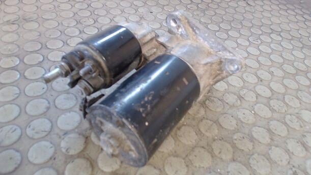 Foto: ANLASSER / STARTER BOSCH eines Alfa Romeo 147 1.6 Twin Spark