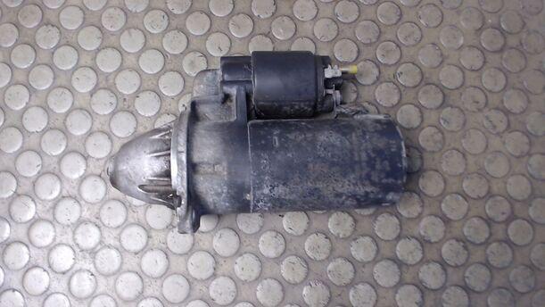 Foto: ANLASSER / STARTER  BOSCH eines Audi 100 Avant 2.3 E