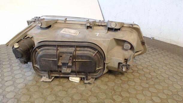Foto: SCHEINWERFER LINKS eines Peugeot 806