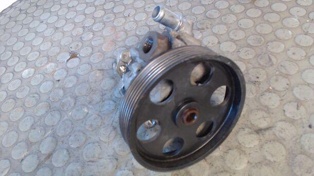 Foto: PUMPE SERVOLENKUNG eines Peugeot 806