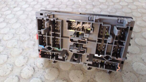 Foto: SICHERUNGSKASTEN eines Peugeot 806