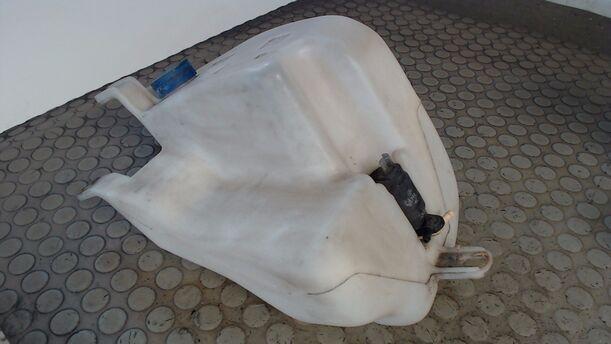 Foto: SCHEIBENWASCHBEHÄLTER MIT PUMPE eines Fiat Bravo 1.4 12V