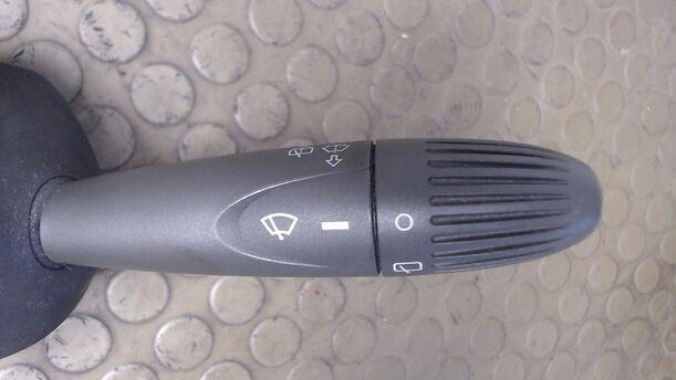 Foto: KOMBISCHALTER eines Fiat Punto 1.2