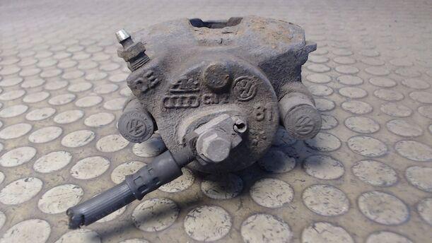 Foto: BREMSSATTEL VORNE LINKS eines VW New Beetle 2.0