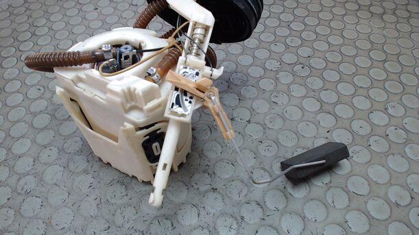 Foto: KRAFTSTOFFPUMPE eines VW Golf 1.6