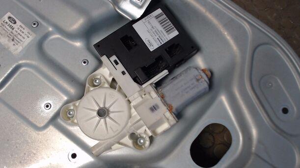 Foto: FENSTERHEBER ELEKTRISCH VORNE LINKS eines Ford Focus C-MAX 1.6 TDCi RS