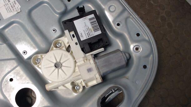 Foto: FENSTERHEBER ELEKTRISCH HINTEN LINKS eines Ford Focus C-MAX 1.6 TDCi RS