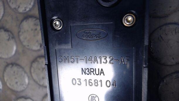 Foto: FENSTERHEBERSCHALTER eines Ford Focus C-MAX 1.6 TDCi RS