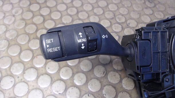 Foto: BLINKSCHALTER/KOMBISCHALTER eines Ford Focus C-MAX 1.6 TDCi RS