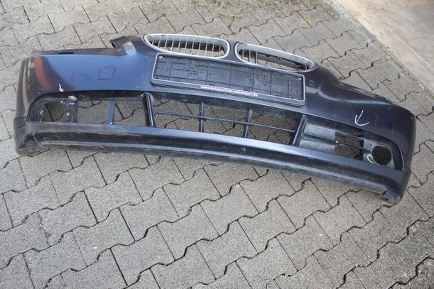 Foto: STOßSTANGE VORN BESCHÄDIGT BASTLER eines BMW 525d Touring Aut. RS