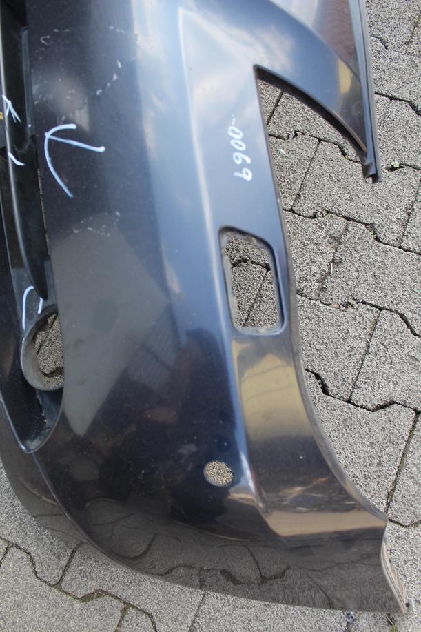 Foto: STOßSTANGE VORN BESCHÄDIGT BASTLER eines BMW 525d Touring Aut. RS