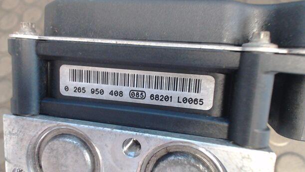 Foto: HAUPTBREMSAGGREGAT ABS eines BMW 525d Touring Aut. TR