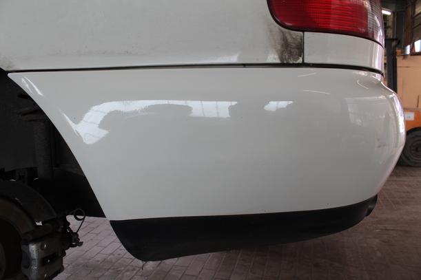Foto: STOSSFÄNGER / STOSSSTANGE HINTEN eines Audi A4 1.6
