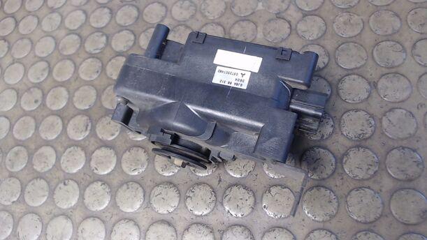 Foto: STELLMOTOR TEMPOMAT eines Mazda 6 Sport Kombi 2.0 RS