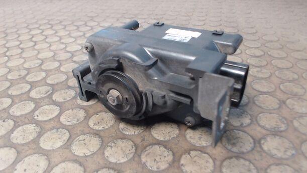 Foto: STELLMOTOR TEMPOMAT eines Mazda 6 Sport Kombi 2.0 RS