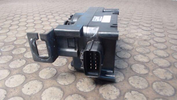 Foto: STELLMOTOR TEMPOMAT eines Mazda 6 Sport Kombi 2.0 RS