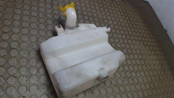 Foto: SCHEIBENWASCHBEHÄLTER MIT PUMPE eines Opel Agila 1.2 16V RS
