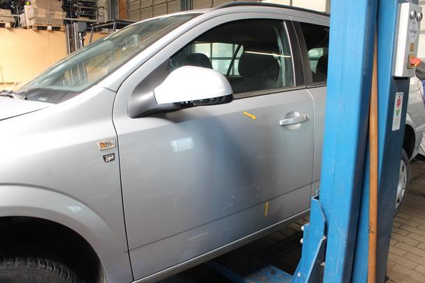 Foto: TÜR VORN LINKS (4/5-TÜRER) eines Opel Astra 1.7 CDTI Caravan DPF LX