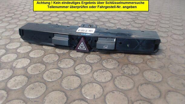Foto: WARNBLINKSCHALTER eines Opel Astra 1.7 CDTI Caravan DPF LX