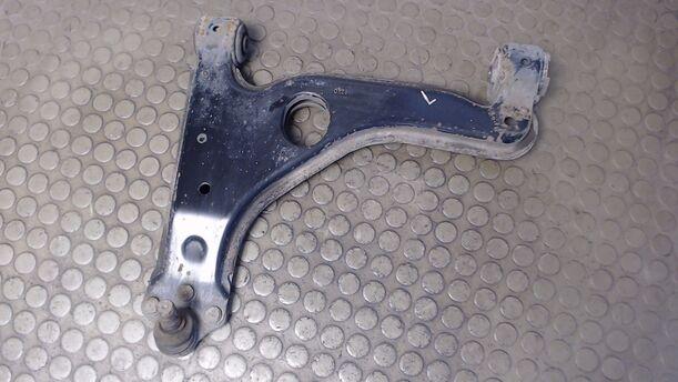 Foto: QUERLENKER VORNE LINKS eines Opel Astra 1.7 CDTI Caravan DPF LX
