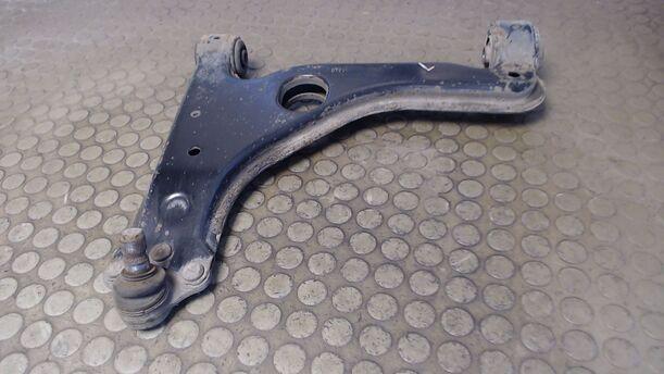 Foto: QUERLENKER VORNE LINKS eines Opel Astra 1.7 CDTI Caravan DPF LX
