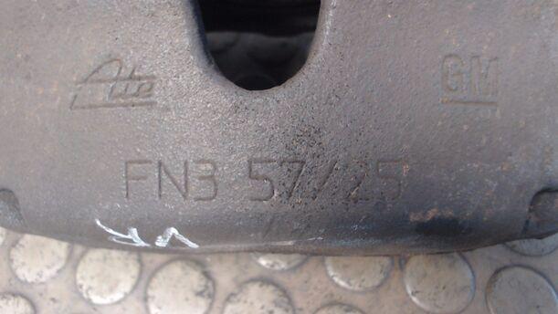 Foto: BREMSSATTEL VORNE RECHTS eines Opel Astra 1.7 CDTI Caravan DPF LX