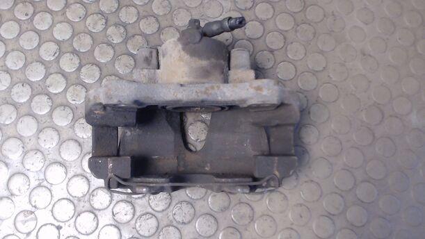 Foto: BREMSSATTEL VORNE RECHTS eines Opel Astra 1.7 CDTI Caravan DPF LX