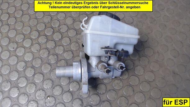 Foto: HAUPTBREMSZYLINDER eines Opel Astra 1.7 CDTI Caravan DPF LX