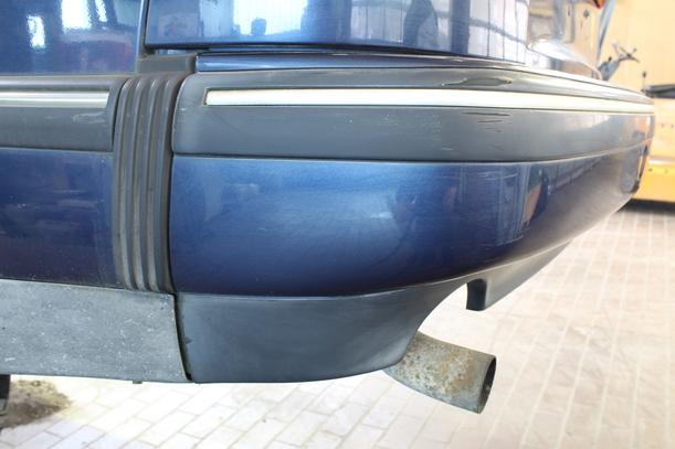 Foto: STOSSFÄNGER/STOßSTANGE HINTEN eines Saab 9000 2.0 Turbo TR