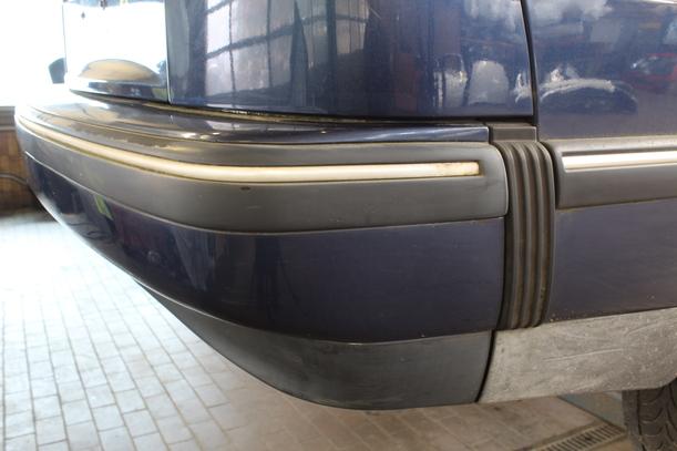 Foto: STOSSFÄNGER/STOßSTANGE HINTEN eines Saab 9000 2.0 Turbo TR