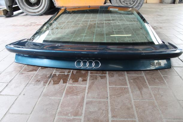 Foto: HECKKLAPPE / HECKDECKEL eines Audi Coupe 2.6 RS