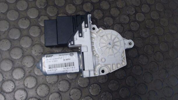 Foto: FENSTERHEBERMOTOR HINTEN RECHTS eines VW Touran 1.9 TDI