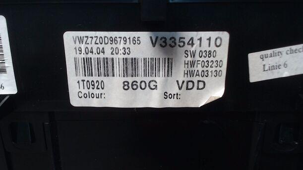 Foto: TACHOEINHEIT eines VW Touran 1.9 TDI GL