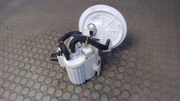 Foto: KRAFTSTOFFPUMPE eines Opel Astra 1.6 Caravan Easytronic