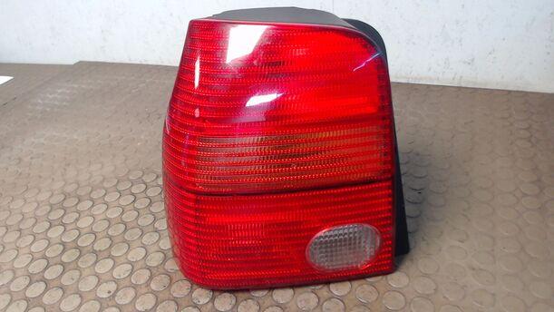 Foto: HECKLEUCHTE LINKS eines Seat Arosa 1.4 MPI Comfort