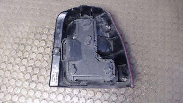 Foto: HECKLEUCHTE LINKS eines Seat Arosa 1.4 MPI Comfort