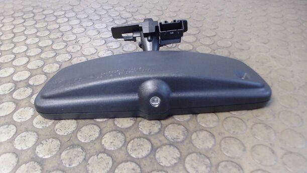 Foto: INNENSPIEGEL AUTOMATISCH ABBLENDBAR eines Opel Astra 1.9 CDTI Caravan