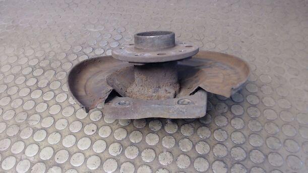 Foto: ACHSSCHENKEL HINTEN LINKS eines Opel Astra 1.9 CDTI Caravan