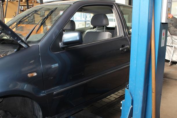 Foto: TÜR LINKS (2/3-Türer) eines VW Polo 50