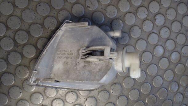 Foto: BLINKER VORN RECHTS eines Seat Cordoba Vario 1.6i