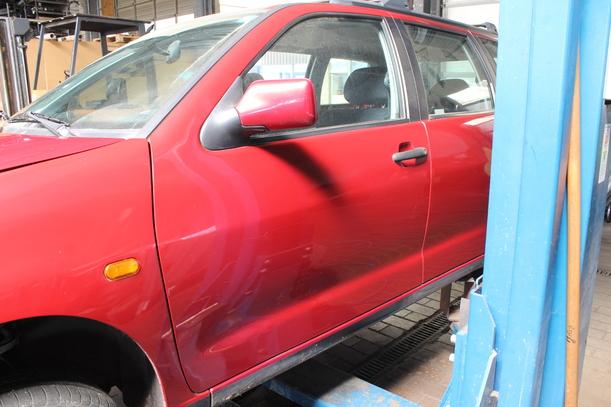 Foto: TÜR VORN LINKS (4/5-Türer) eines Seat Cordoba Vario 1.6i
