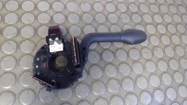 Foto: BLINK-/KOMBISCHALTER eines Seat Cordoba Vario 1.6i