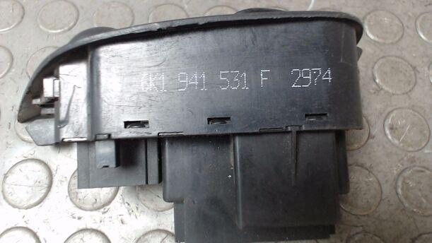 Foto: LICHTSCHALTER eines Seat Cordoba Vario 1.6i
